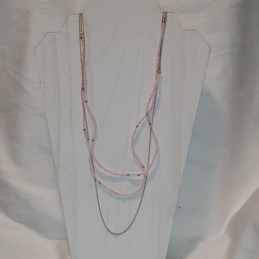 NEW Taramanda Pink Seed Bead‎ & Gold Chain Necklace